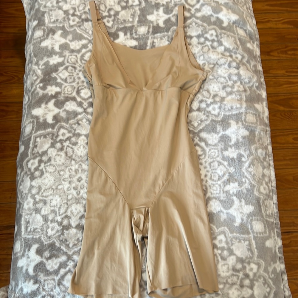 Maidenform Shapewear